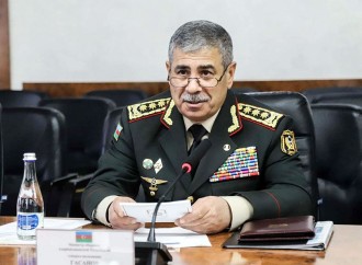 Zakir Həsənov qırğızıstanlı həmkarı ilə görüşüb