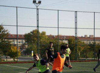İstanbulda azərbaycanlı tələbələr arasında futbol turniri başlayıb