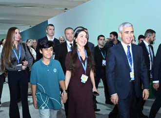 Heydər Əliyev Fondunun vitse-prezidenti Leyla Əliyeva və Bakı Media Mərkəzinin rəhbəri Arzu Əliyeva Dəniz Növlərinin Beynəlxalq Müdafiəsi layihəsinin təqdimatında iştirak ediblər (FOTO)