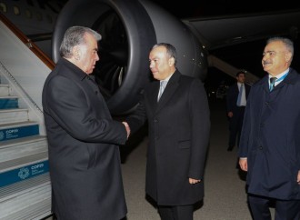 Tacikistan Prezidenti Azərbaycana səfərə gəlib (FOTO)