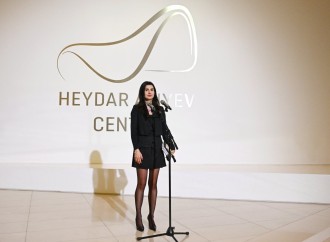 Heydər Əliyev Mərkəzində MAMA “Ana təbiət” beynəlxalq incəsənət layihəsi və “Öz töhfəni ver!” sərgisi açılıb