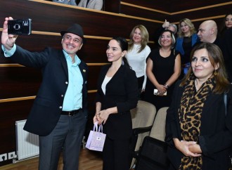 Heydər Əliyev Fondunun vitse-prezidenti Leyla Əliyeva, İordaniya şahzadəsi və ICCROM-un baş direktoru "Manqurt" tamaşasını izləyiblər