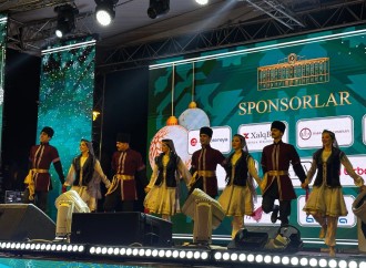 Xakəndidə Həmrəylik Günü və Yeni il münasibətilə konsert keçirilib