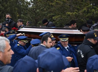 Təyyarə qəzasında həlak olan ekipaj üzvləri II Fəxri Xiyabanda dəfn ediliblər