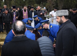 Təyyarə qəzasında həlak olan ekipaj üzvləri II Fəxri Xiyabanda dəfn ediliblər