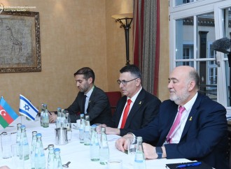 Ceyhun Bayramov israilli həmkarı ilə Qəzza zolağındakı vəziyyəti müzakirə edib