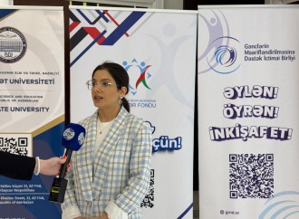 Gənclərlə “Reza Deqatinin gözündə Xocalı Soyqırımı” adlı görüş keçirilib