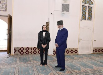 Birinci vitse-prezidenti Mehriban Əliyeva Gəncənin Şah Abbas və Hüseyniyyə məscidlərinin mövcud vəziyyəti ilə tanış olub