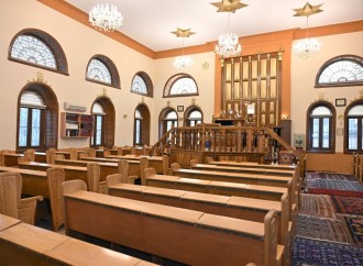 Heydər Əliyev Fondunun vitse-prezidenti Leyla Əliyeva Qubadakı Qırmızı qəsəbədə “Altı günbəz” sinaqoqunda olub