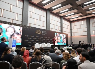 Birinci xanım Mehriban Əliyeva Antalya Diplomatiya Forumunun panel iclasında iştirak edib
