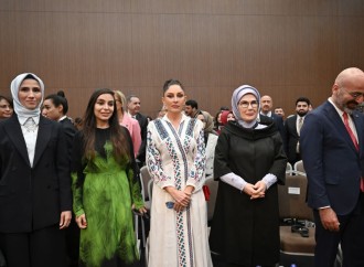 Birinci xanım Mehriban Əliyeva Antalya Diplomatiya Forumunun panel iclasında iştirak edib