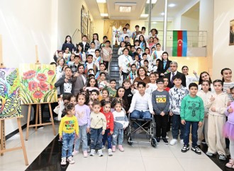 Birinci vitse-prezident Mehriban Əliyeva və Heydər Əliyev Fondunun vitse-prezidenti Leyla Əliyeva Bakıdakı 1 saylı körpələr evində və 1 saylı uşaq evi sosial xidmət müəssisəsində olublar
