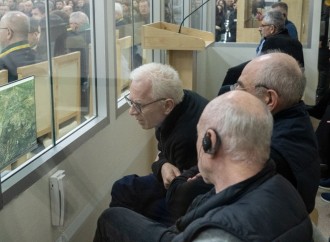 Məhkəmədə Xocalı soyqırımı ilə bağlı dəhşətli videomateriallar nümayiş etdirilib