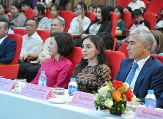 Heydər Əliyev Fondunun vitse-prezidenti Leyla Əliyeva Vyetnama səfər edib