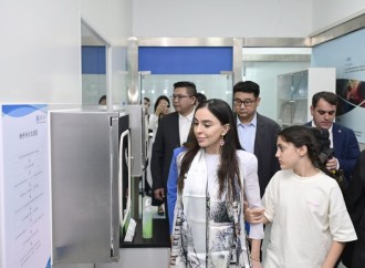 Heydər Əliyev Fondunun vitse-prezidenti Leyla Əliyeva Çin Milli İnsan Genomu Mərkəzində olub