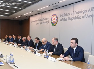 Ceyhun Bayramovla Kaya Kallas arasında geniştərkibli görüş başlayıb