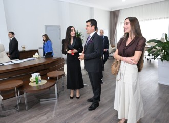 Heydər Əliyev Fondunun vitse-prezidenti Leyla Əliyeva və Bakı Media Mərkəzinin rəhbəri Arzu Əliyeva Bakıda ICESCO-nun regional ofisinin rəsmi açılış mərasimində iştirak ediblər