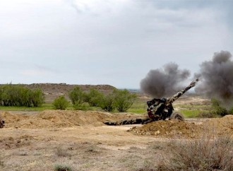 Artilleriya bölmələri ilə döyüş atışları keçirilib