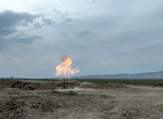Artilleriya bölmələri ilə döyüş atışları keçirilib