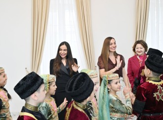 Heydər Əliyev Fondunun vitse-prezidenti Leyla Əliyeva və Bakı Media Mərkəzinin rəhbəri Arzu Əliyeva Türk Mədəniyyəti və İrsi Fondunu ziyarət ediblər