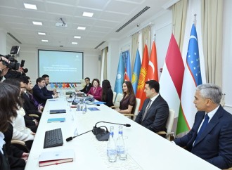 Heydər Əliyev Fondunun vitse-prezidenti Leyla Əliyeva və Bakı Media Mərkəzinin rəhbəri Arzu Əliyeva Türk Mədəniyyəti və İrsi Fondunu ziyarət ediblər
