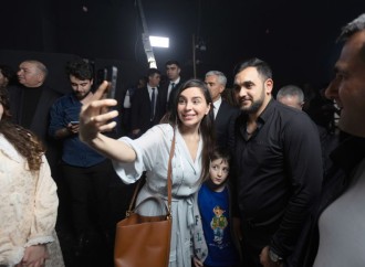 Heydər Əliyev Fondunun vitse-prezidenti Leyla Əliyeva və Arzu Əliyeva “Yalnız mədəniyyət” musiqili-bədii gecədə iştirak ediblər