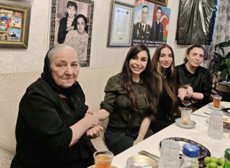 Heydər Əliyev Fondunun vitse-prezidenti Leyla Əliyeva və Arzu Əliyeva Polad Həşimovun evində olublar