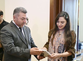 Heydər Əliyev Fondunun vitse-prezidenti Leyla Əliyeva və Bakı Media Mərkəzinin rəhbəri Arzu Əliyeva Naxçıvana səfər ediblər
