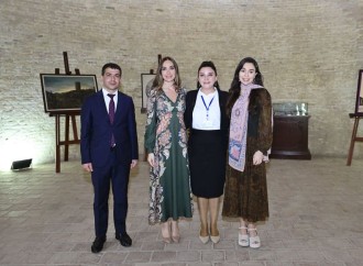 Heydər Əliyev Fondunun vitse-prezidenti Leyla Əliyeva və Bakı Media Mərkəzinin rəhbəri Arzu Əliyeva Naxçıvana səfər ediblər
