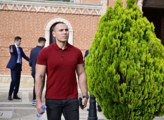 Heydər Əliyev Fondunun vitse-prezidenti Leyla Əliyeva və Bakı Media Mərkəzinin rəhbəri Arzu Əliyeva Naxçıvana səfər ediblər