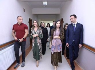Heydər Əliyev Fondunun vitse-prezidenti Leyla Əliyeva və Bakı Media Mərkəzinin rəhbəri Arzu Əliyeva Naxçıvana səfər ediblər