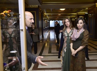 Heydər Əliyev Fondunun vitse-prezidenti Leyla Əliyeva və Bakı Media Mərkəzinin rəhbəri Arzu Əliyeva Naxçıvana səfər ediblər