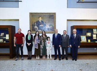 Heydər Əliyev Fondunun vitse-prezidenti Leyla Əliyeva və Bakı Media Mərkəzinin rəhbəri Arzu Əliyeva Naxçıvana səfər ediblər