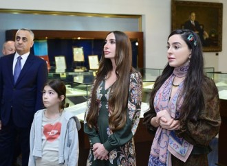 Heydər Əliyev Fondunun vitse-prezidenti Leyla Əliyeva və Bakı Media Mərkəzinin rəhbəri Arzu Əliyeva Naxçıvana səfər ediblər