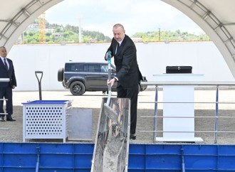 Prezident İlham Əliyev və Birinci xanım Mehriban Əliyeva Şuşada inşa ediləcək dördüncü yaşayış kompleksinin təməlqoyma mərasimində iştirak ediblər