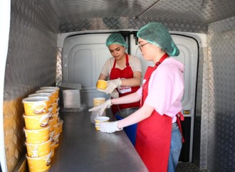 Leyla Əliyeva və Arzu Əliyevanın iştirakı ilə Bakıda növbəti ağacəkmə aksiyası keçirilib