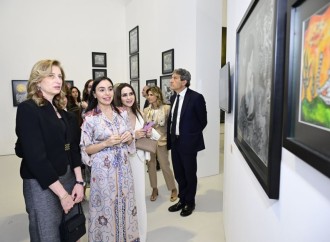Heydər Əliyev Fondunun vitse-prezidenti Leyla Əliyeva və Arzu Əliyeva Romada MAMA “Ana təbiət” sərgisinin təqdimatında iştirak ediblər
