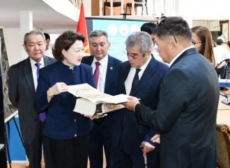 Türk Mədəniyyəti və İrsi Fondunun prezidenti Qırğız poeziyasının klassiki Alıkul Osmonova həsr olunmuş Beynəlxalq Forumda iştirak edib