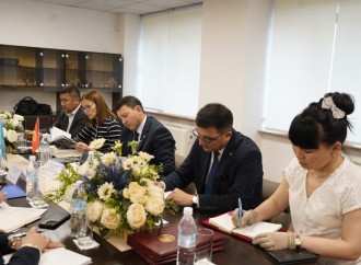 Türk Mədəniyyəti və İrsi Fondunun Prezidenti və Qırğızıstanın mədəniyyət naziri strateji planlar barədə danışıb
