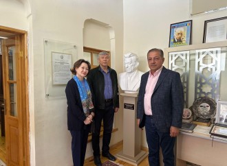 Türk Mədəniyyəti və İrsi Fondu Xalq Şairinin Ev Muzeyini ziyarət edib