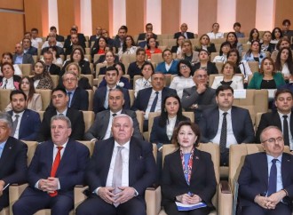 Türk Mədəniyyəti və İrsi Fondu Bəxtiyar Vahabzadənin yubiley tədbirində iştirak edib