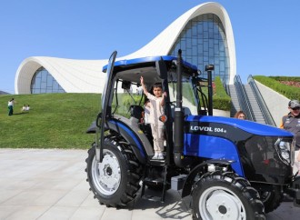 Heydər Əliyev Mərkəzinin parkında Uşaq festivalı keçirilib