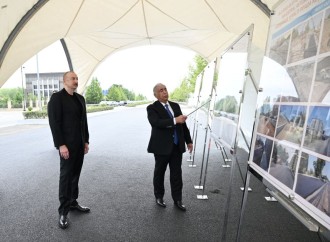 Prezident İlham Əliyev Bakı-Ələt-Qazax-Gürcüstan ilə dövlət sərhədi magistral yolunun Yevlax şəhərindən keçən hissəsində görülən işlərlə tanış olub