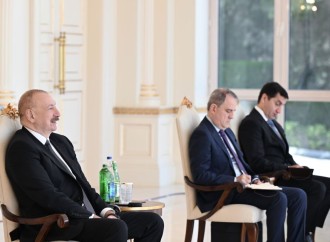 Prezident İlham Əliyev Sudanın ölkəmizdə yeni təyin olunmuş səfirinin etimadnaməsini qəbul edib