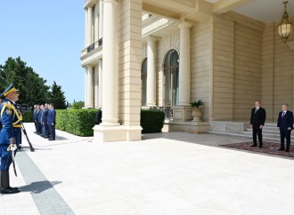 Bakıda Özbəkistan Prezidenti Şavkat Mirziyoyevin rəsmi qarşılanma mərasimi keçirilib