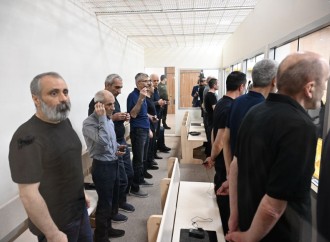 Ermənistan silahlı qüvvələrinin qalıqları və qeyri-qanuni erməni silahlı dəstələrinin törətdiyi təxribatlar nəticəsində zərər çəkmiş şəxslər məhkəmədə ifadə veriblər