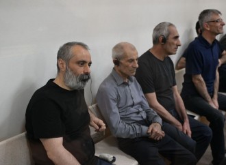 Ermənistan silahlı qüvvələrinin qalıqları və qeyri-qanuni erməni silahlı dəstələrinin törətdiyi təxribatlar nəticəsində zərər çəkmiş şəxslər məhkəmədə ifadə veriblər