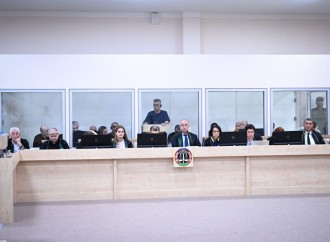 Ermənistan silahlı qüvvələrinin təxribatları nəticəsində yaralanmış, evləri dağıdılmış, əsir və girovluqda olmuş 60-dan çox zərərçəkmiş şəxs məhkəmədə ifadə verib