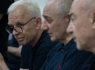 Ermənistan silahlı qüvvələrinin hücumları nəticəsində yaralanmış, mülklərini itirmiş, əsirlikdə və girovluqda olmuş zərərçəkmiş şəxslər məhkəmədə ifadə veriblər