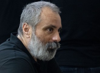 Ermənistan silahlı qüvvələrinin hücumları nəticəsində yaralanmış, mülklərini itirmiş, əsirlikdə və girovluqda olmuş zərərçəkmiş şəxslər məhkəmədə ifadə veriblər